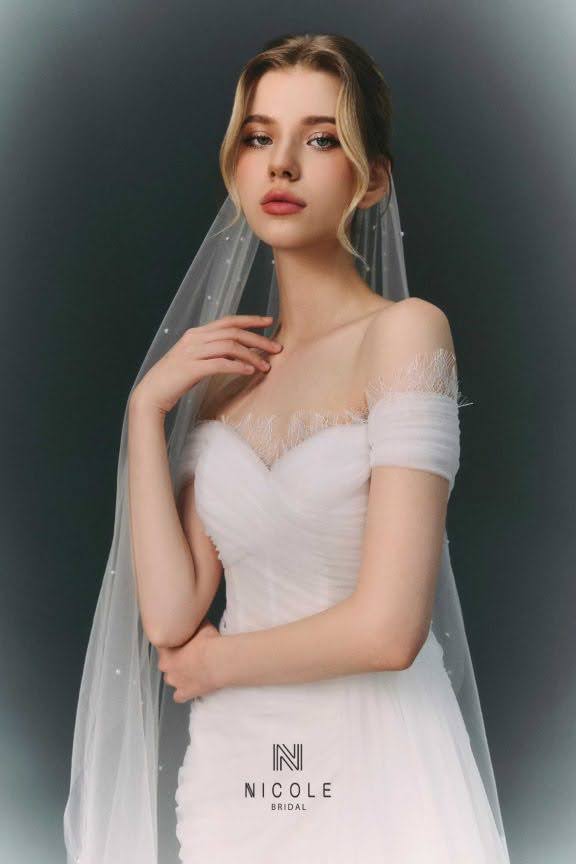 Nicole Bridal - Váy cưới đuôi cá hình 17