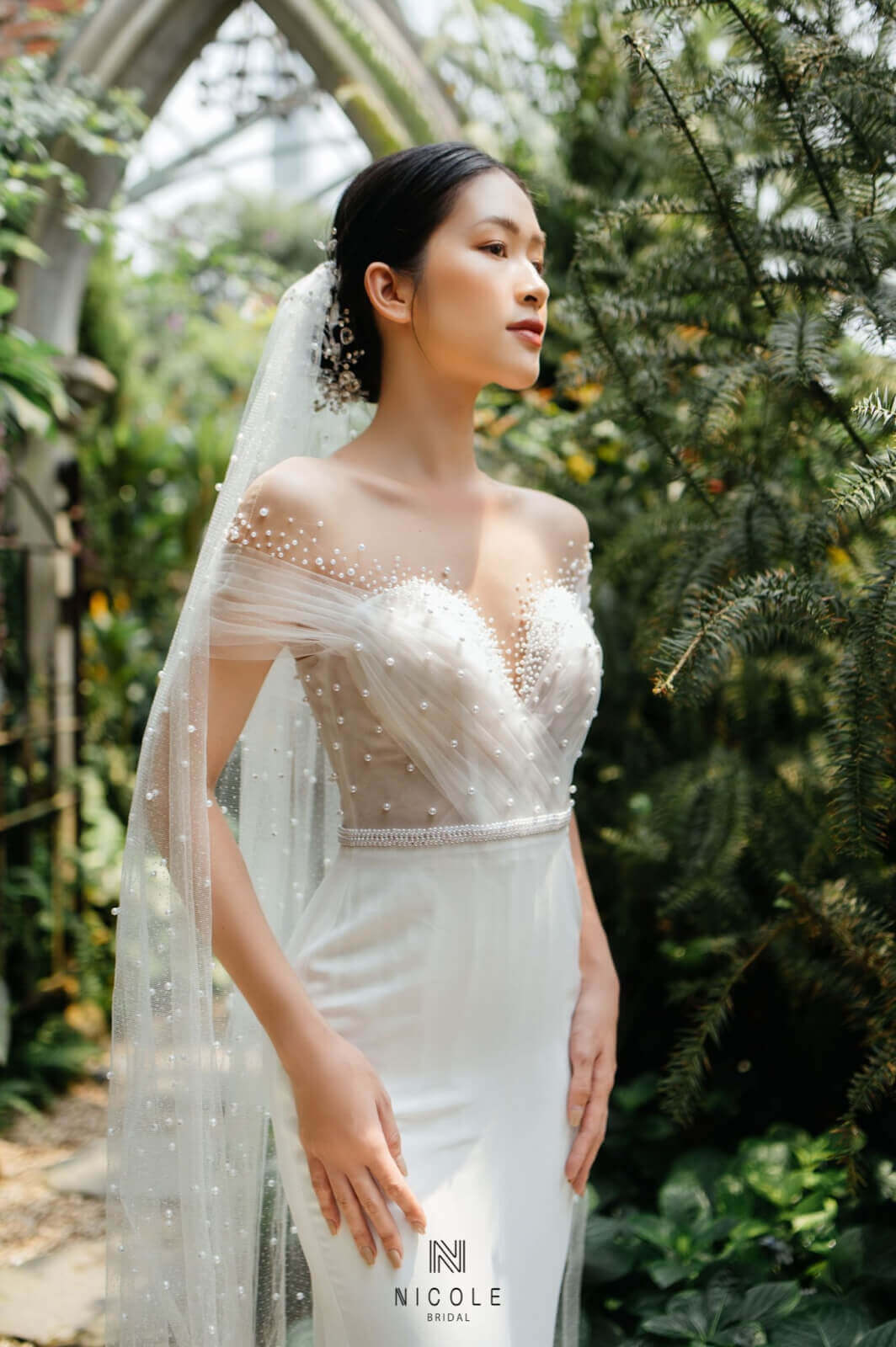 Nicole Bridal - Váy cưới đuôi cá hình 4