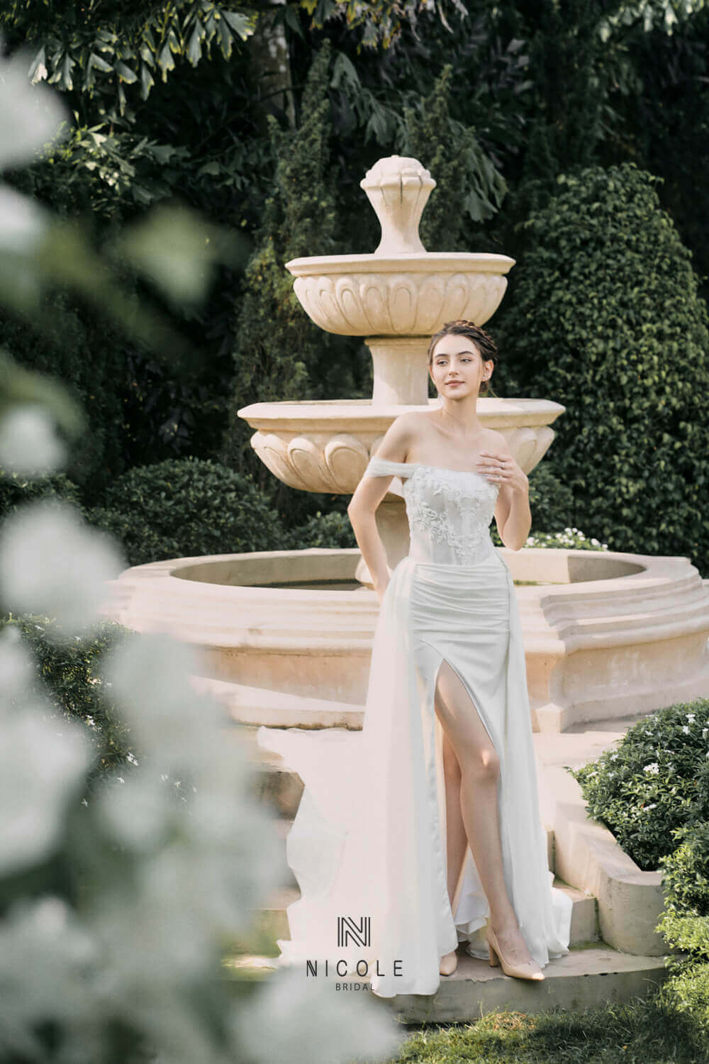 Nicole Bridal - Váy cưới đuôi cá hình 8