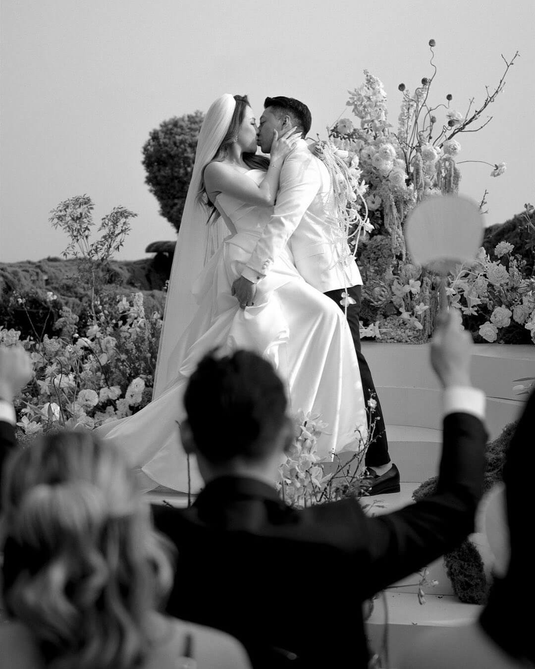 Nicole Bridal - Bride Lili Mac photo 11