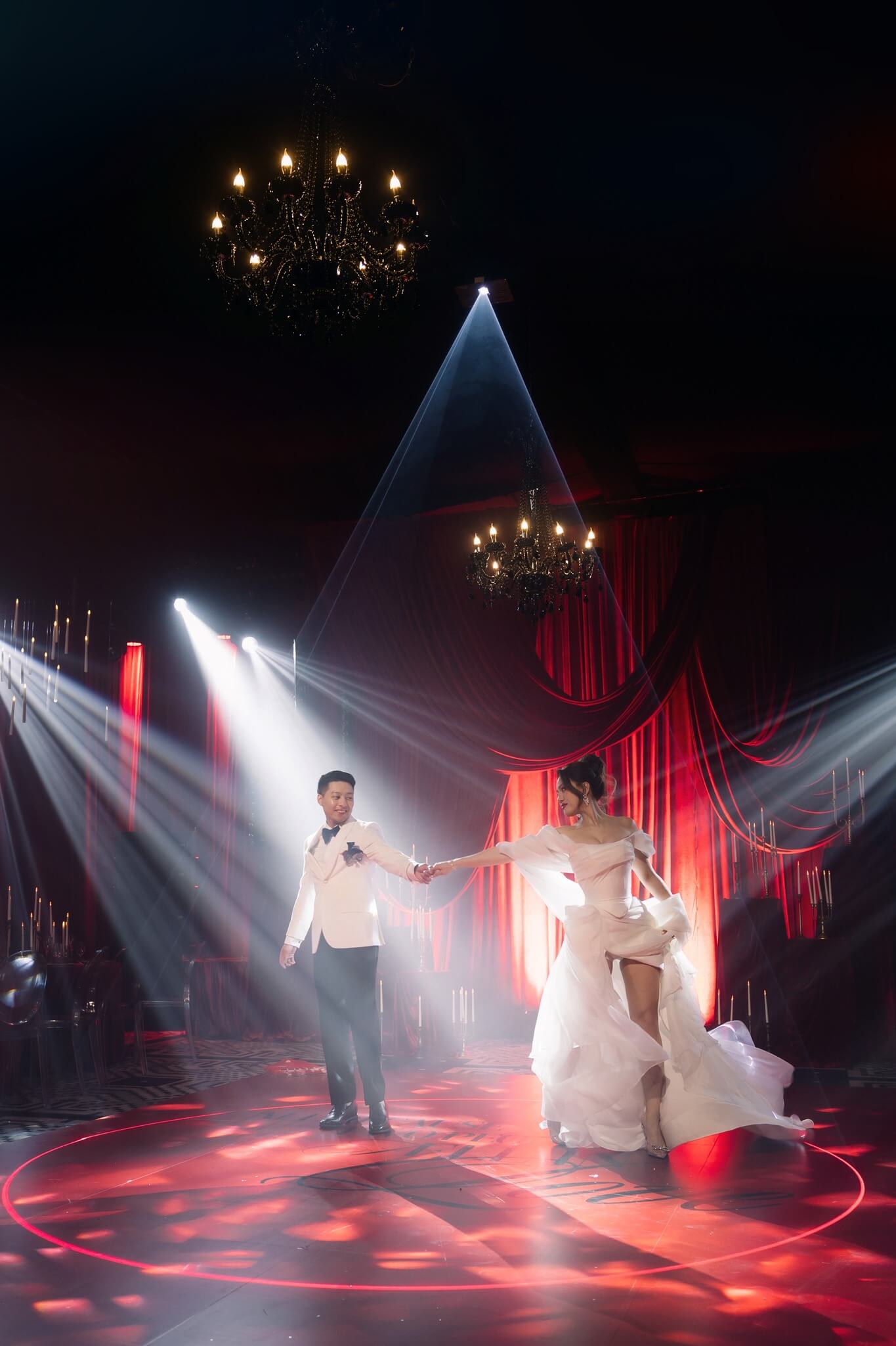 Nicole Bridal - Bride Lili Mac photo 19