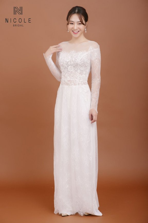 ao-dai-cuoi-mau-trang-NICOLEBRIDAL-DDTRF81-2