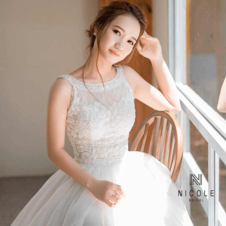 kinh nghiệm may váy cưới