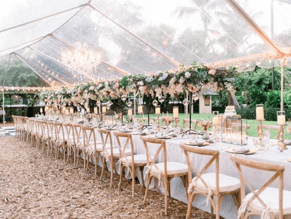 đám cưới ngoài trời