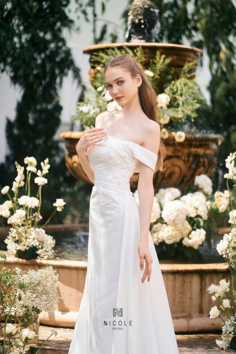 Nicole Bridal - Off-the-shoulder wedding dress picture 5