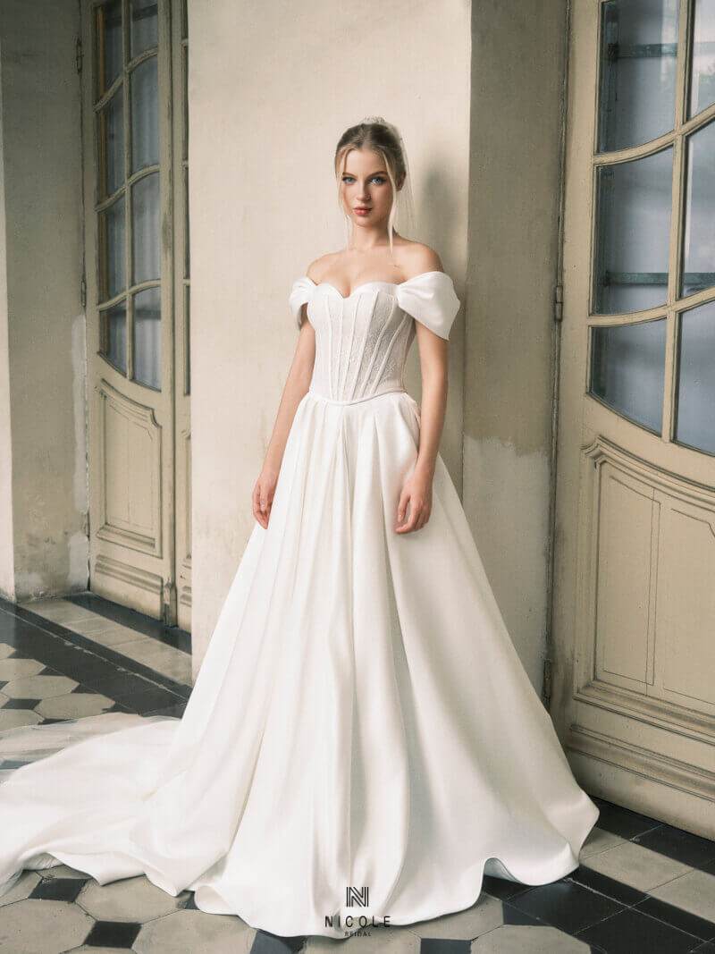 Nicole Bridal - Váy cưới đơn giản hình 1