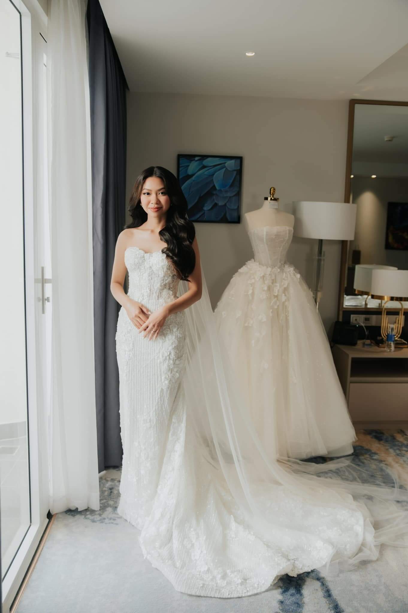 Áo cưới cúp ngực - Hình 1