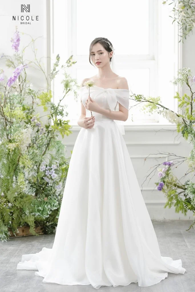 basic simple wedding dress 6