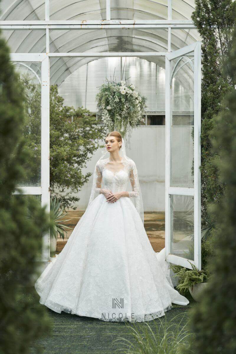 váy cưới cô dâu mập hình 8