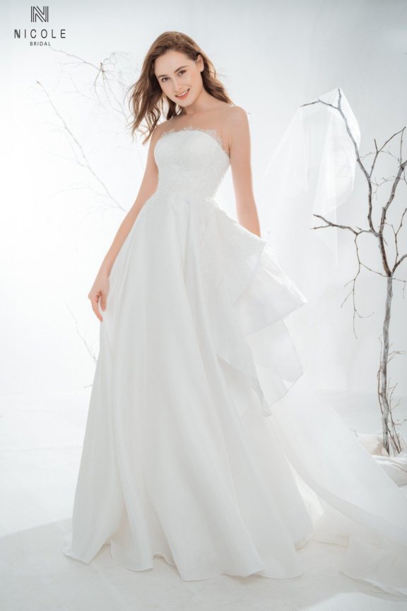 VÁY CƯỚI CÚP NGỰC ORGANZA