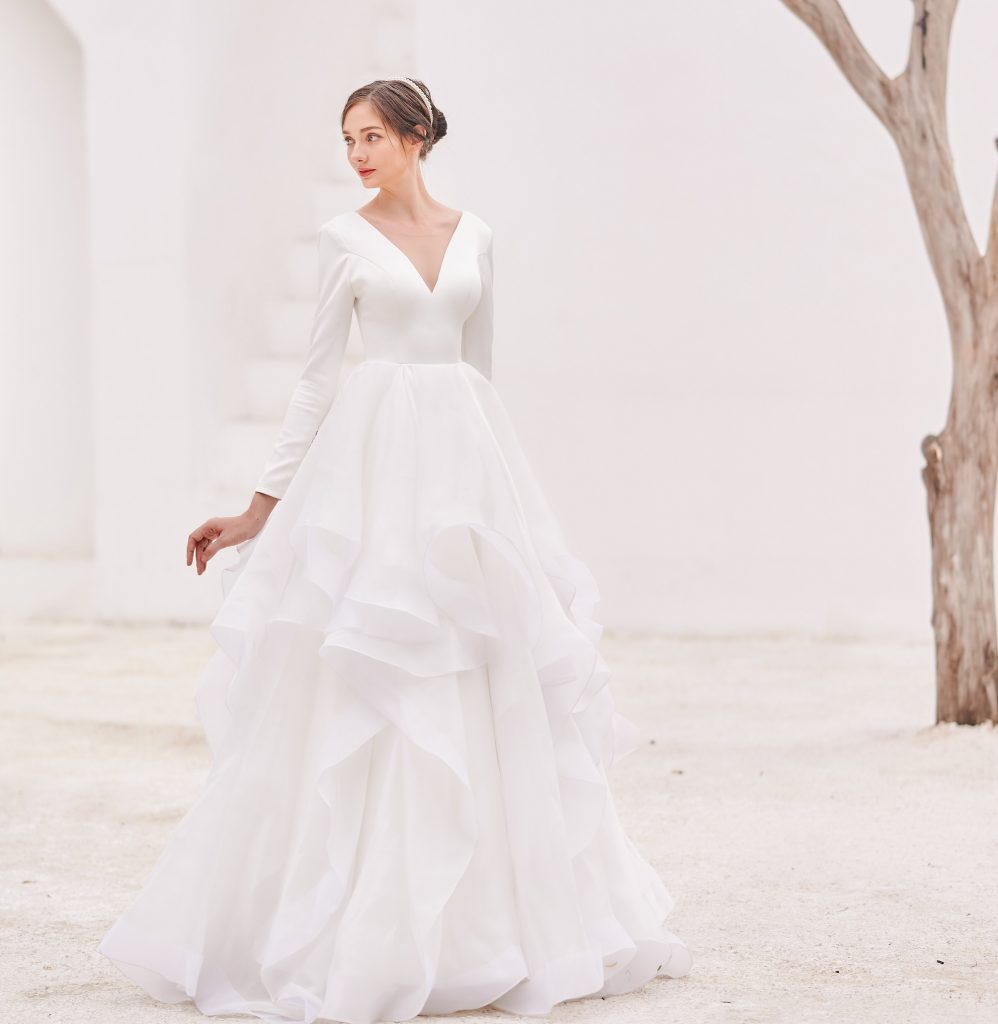 VÁY CƯỚI ĐƠN GIẢN