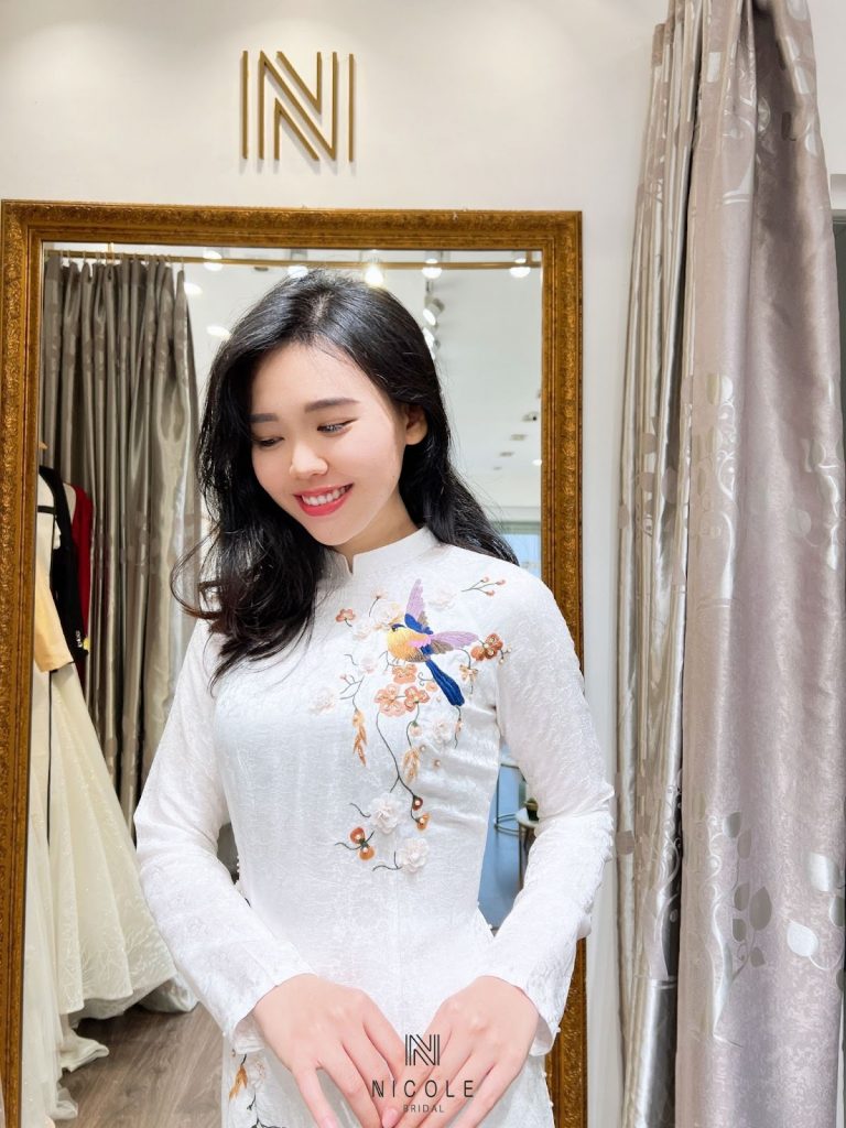 ao-dai-cuoi-lua-to-tam