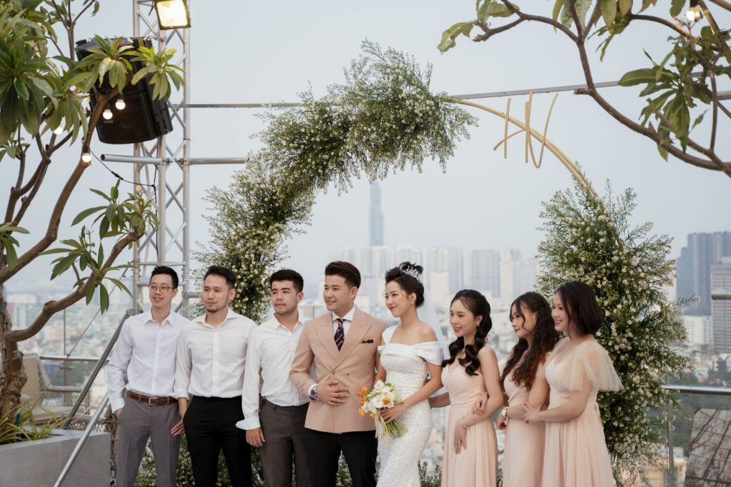 tiec-cuoi-ngoai-troi-1