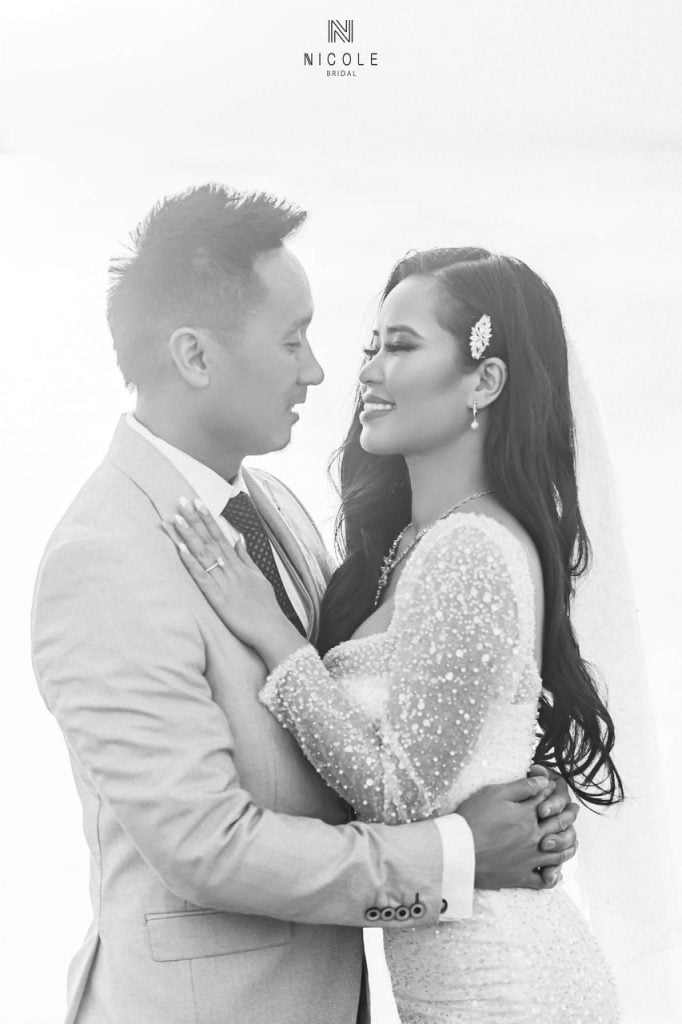 vay-cuoi-thiet-ke-co-dau-tram-nguyen-3