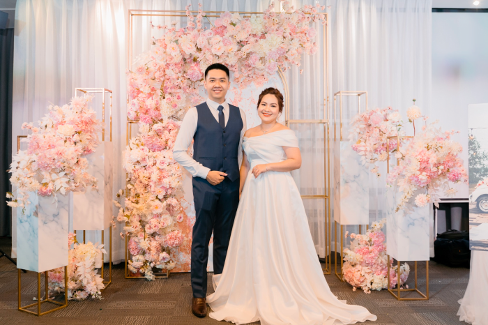 thue-vay-cuoi-thiet-ke-rieng