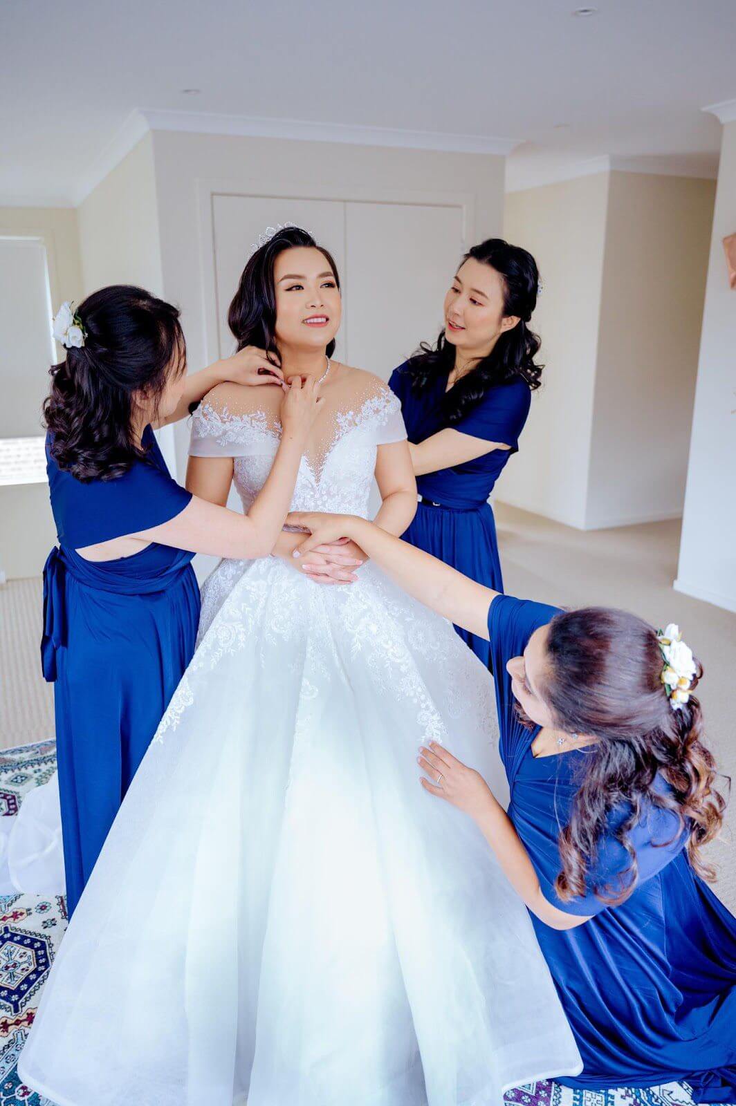 vay-cuoi-haute-couture-14