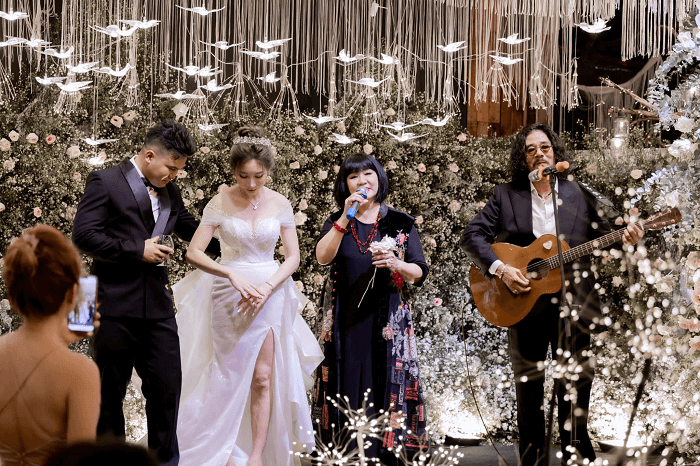 gia đình trong ngày cưới