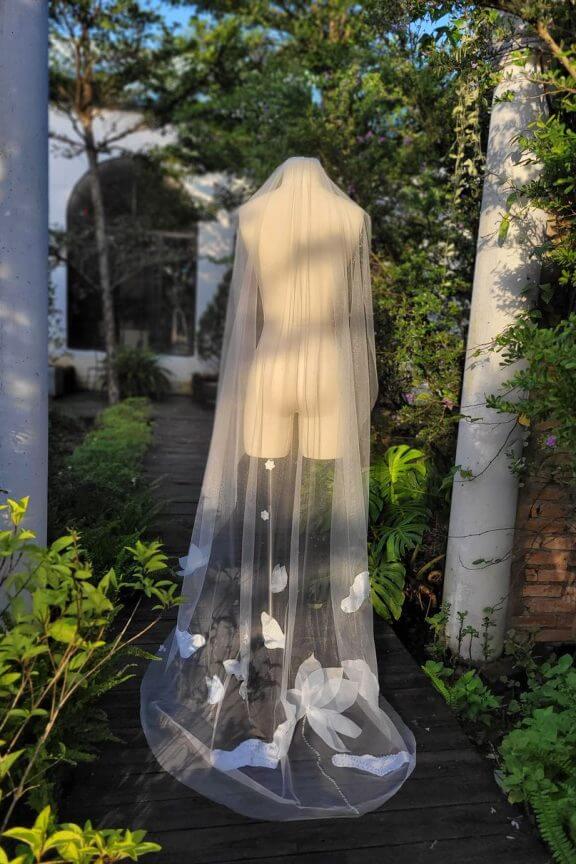 Lúp váy cưới Hoa Laser 004 (VEIL004)
