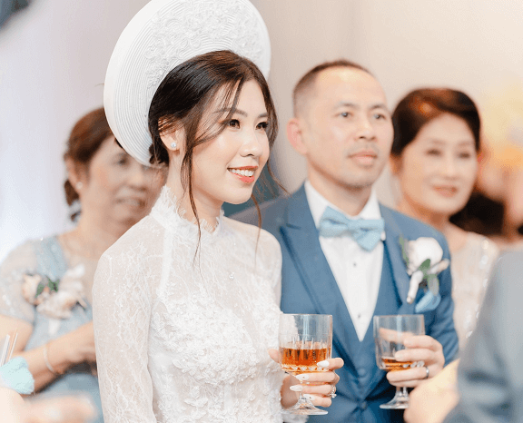 Điều cần làm trước ngày cưới: nhất định cần chăm sóc da kỹ càng.