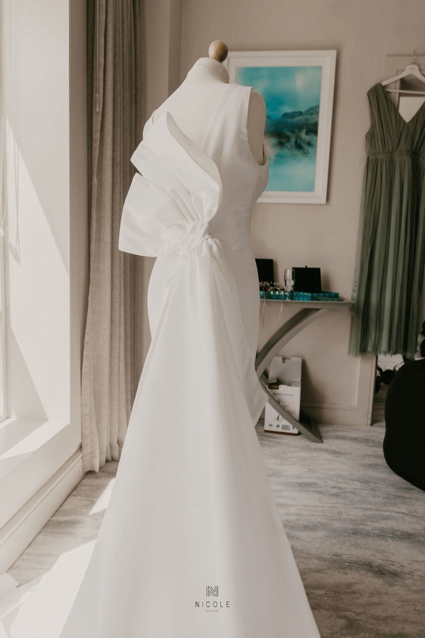 bow wedding dress - picture 5