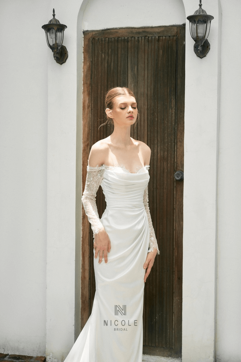 Váy cưới tay ren - Hình 5