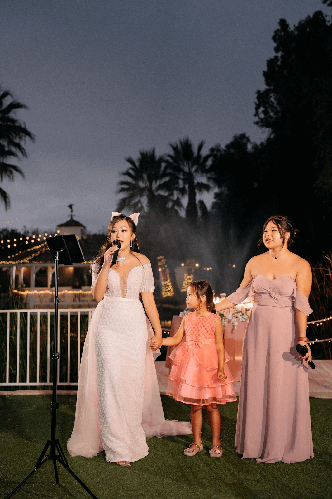 Cô dâu Stefanie Lay - Hình 5