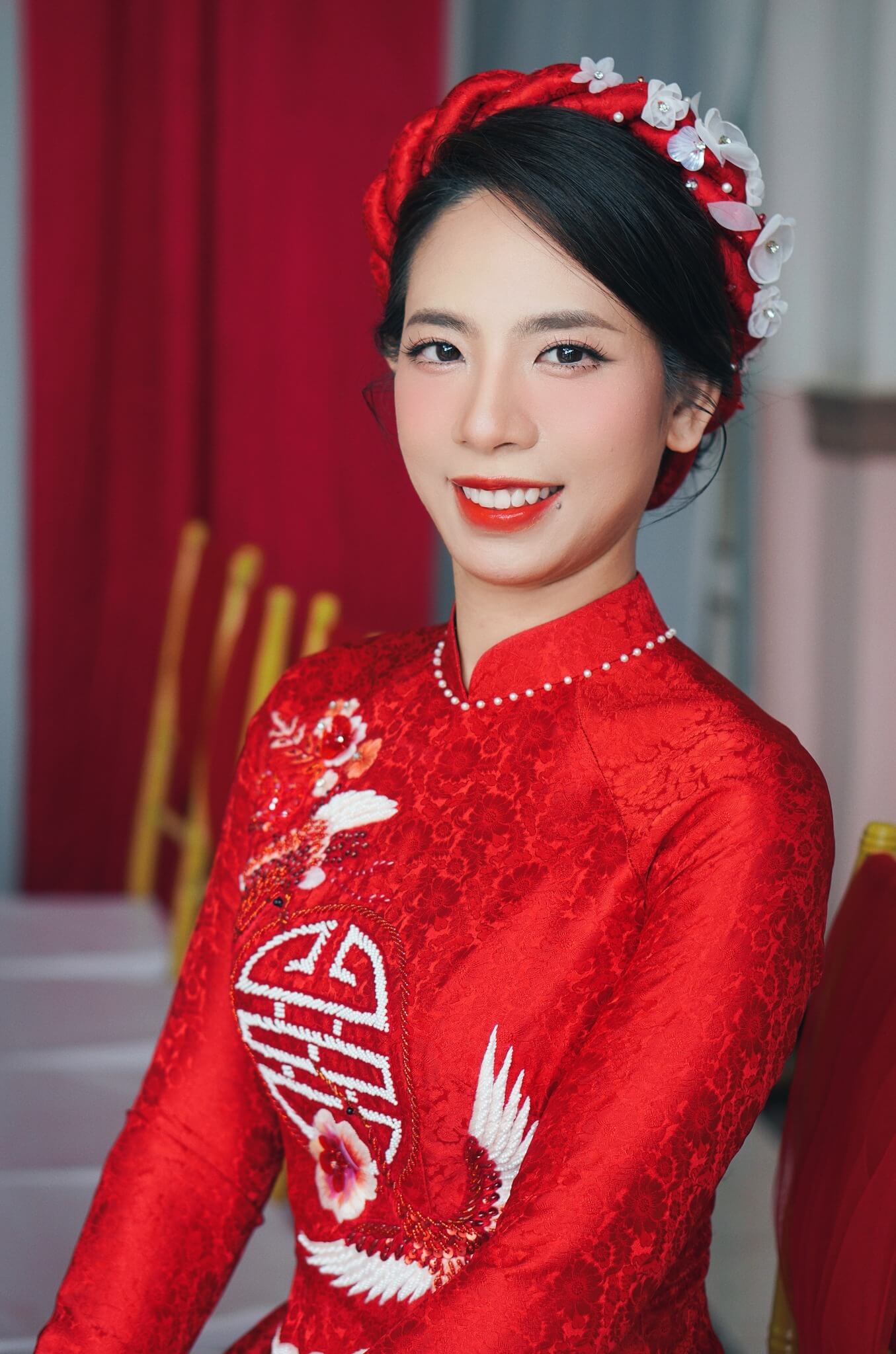 May áo dài cưới - Hình 3