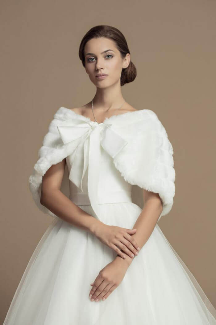 Nicole Bridal - Áo choàng cưới hình 18