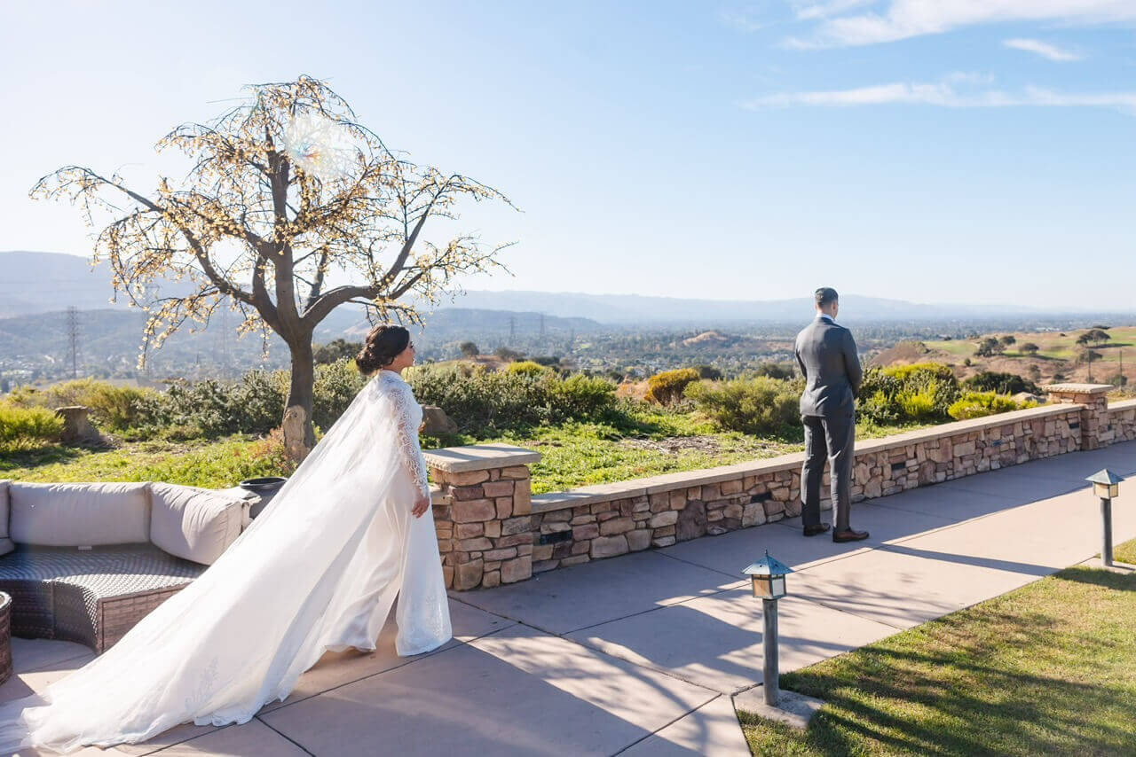 Nicole Bridal - Áo choàng cưới hình 2