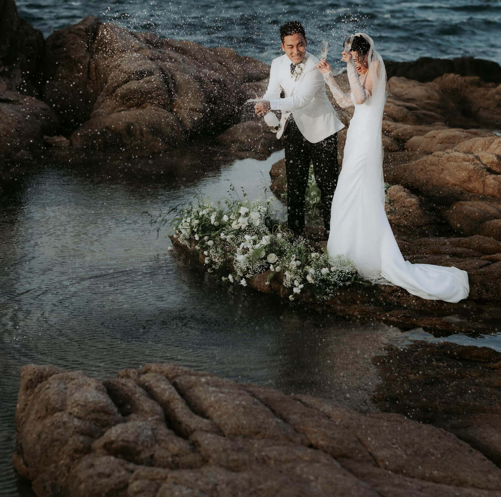 Nicole Bridal - váy cưới Elopement Wedding đẹp hình 7