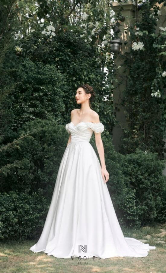 The Jordane satin wedding dress