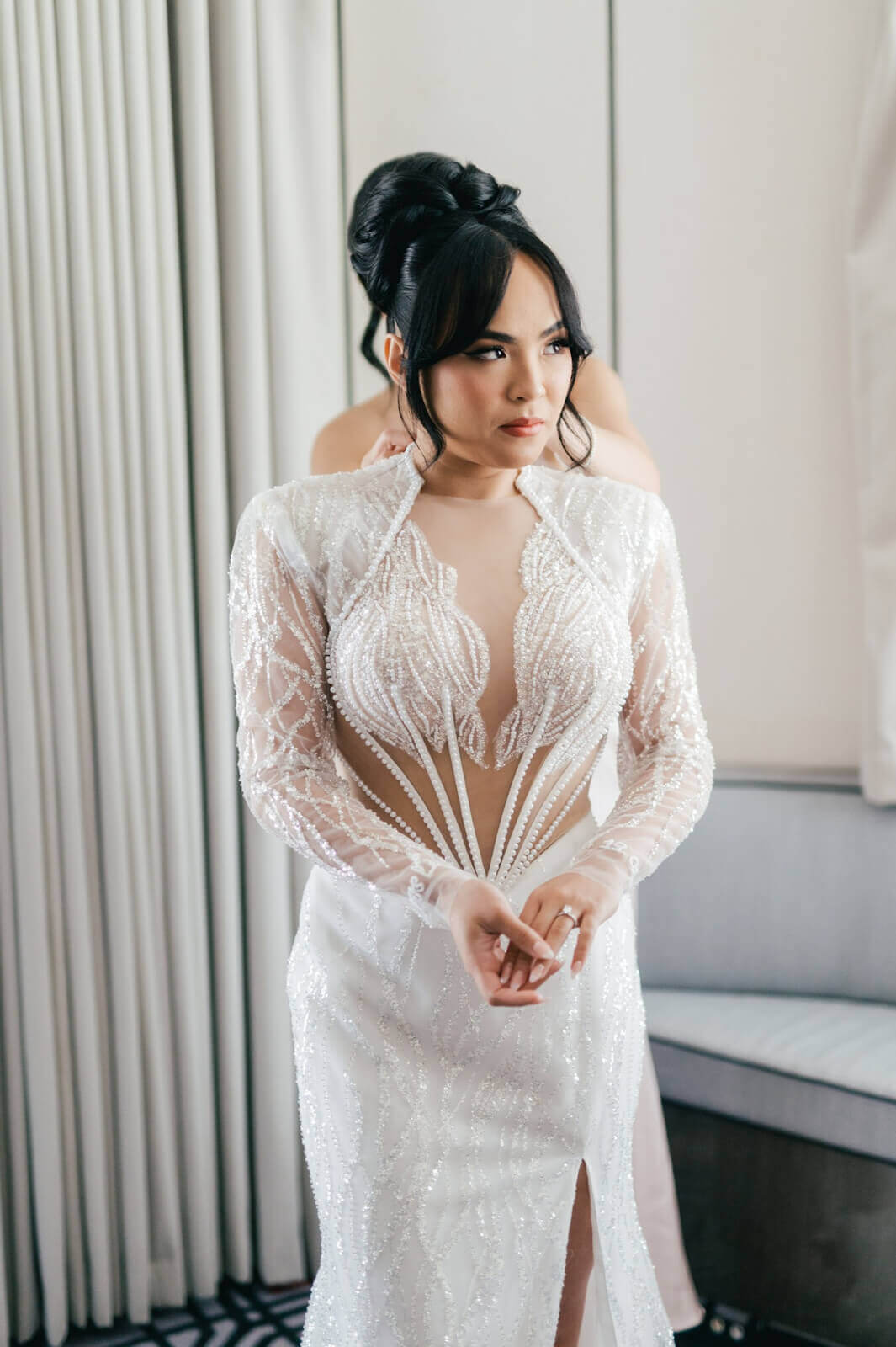 Nicole Bridal - Váy cưới hạ eo hình 6