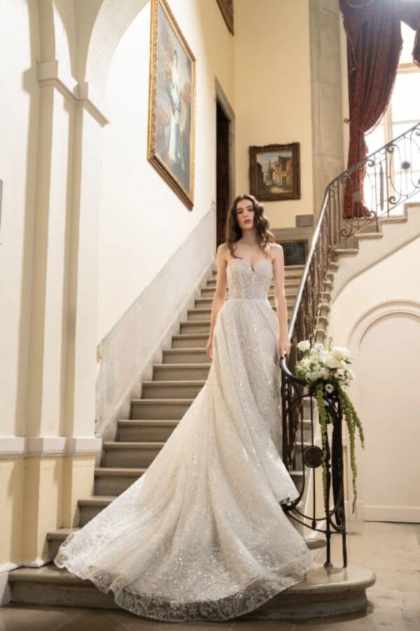 váy cưới Reem Acra