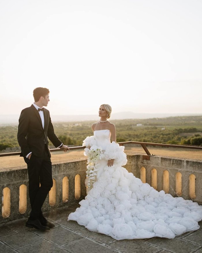 Nicole Bridal - Cô dâu Ali Bonar hình 2