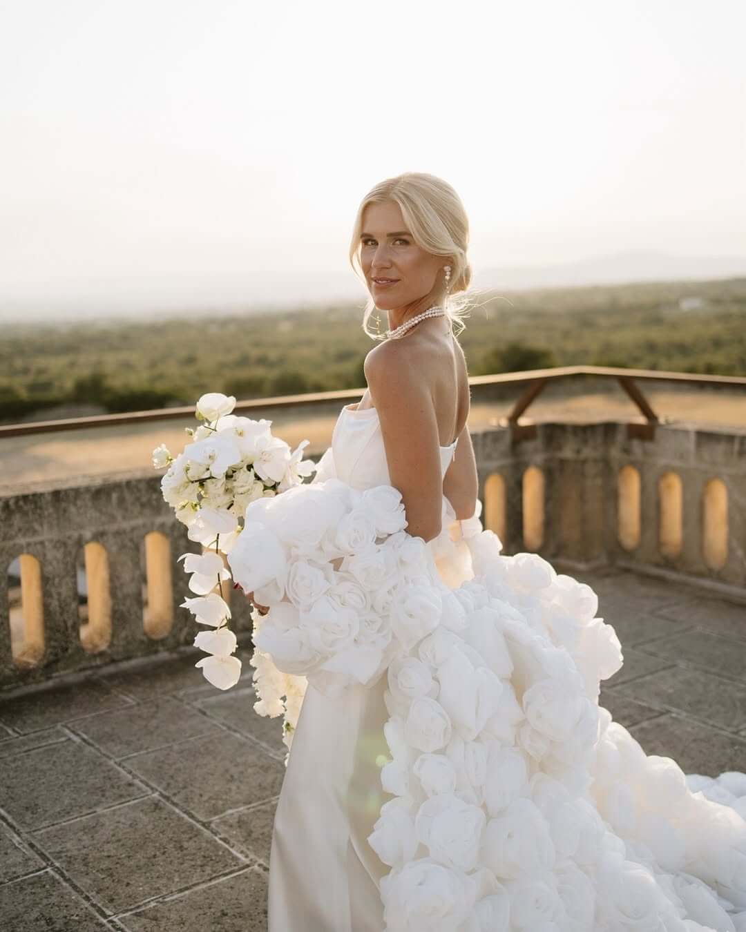 Nicole Bridal - Cô dâu Ali Bonar hình 4