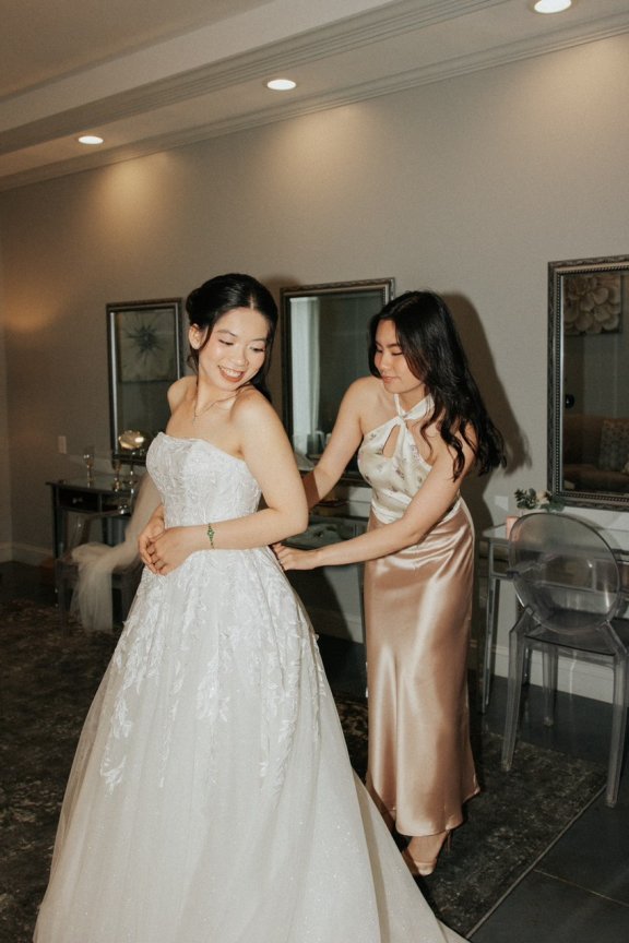 Nicolebrides - Nguyen Mẫn 2