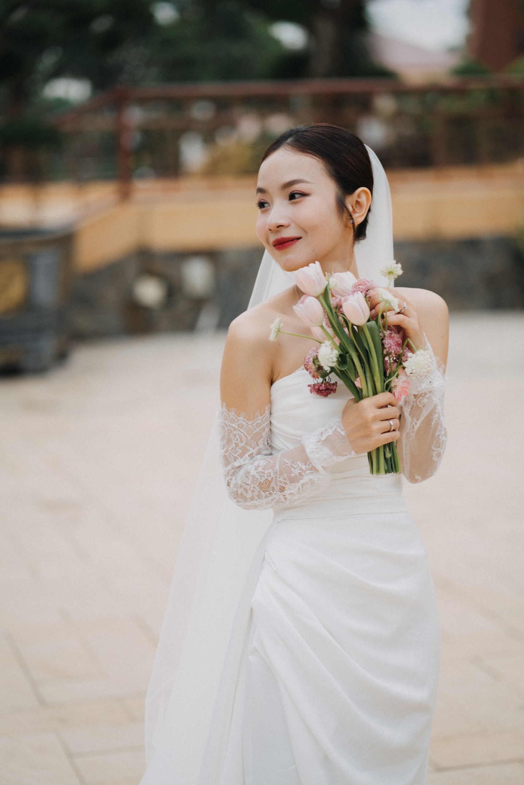 Nicolebrides - Minh Nguyên 2
