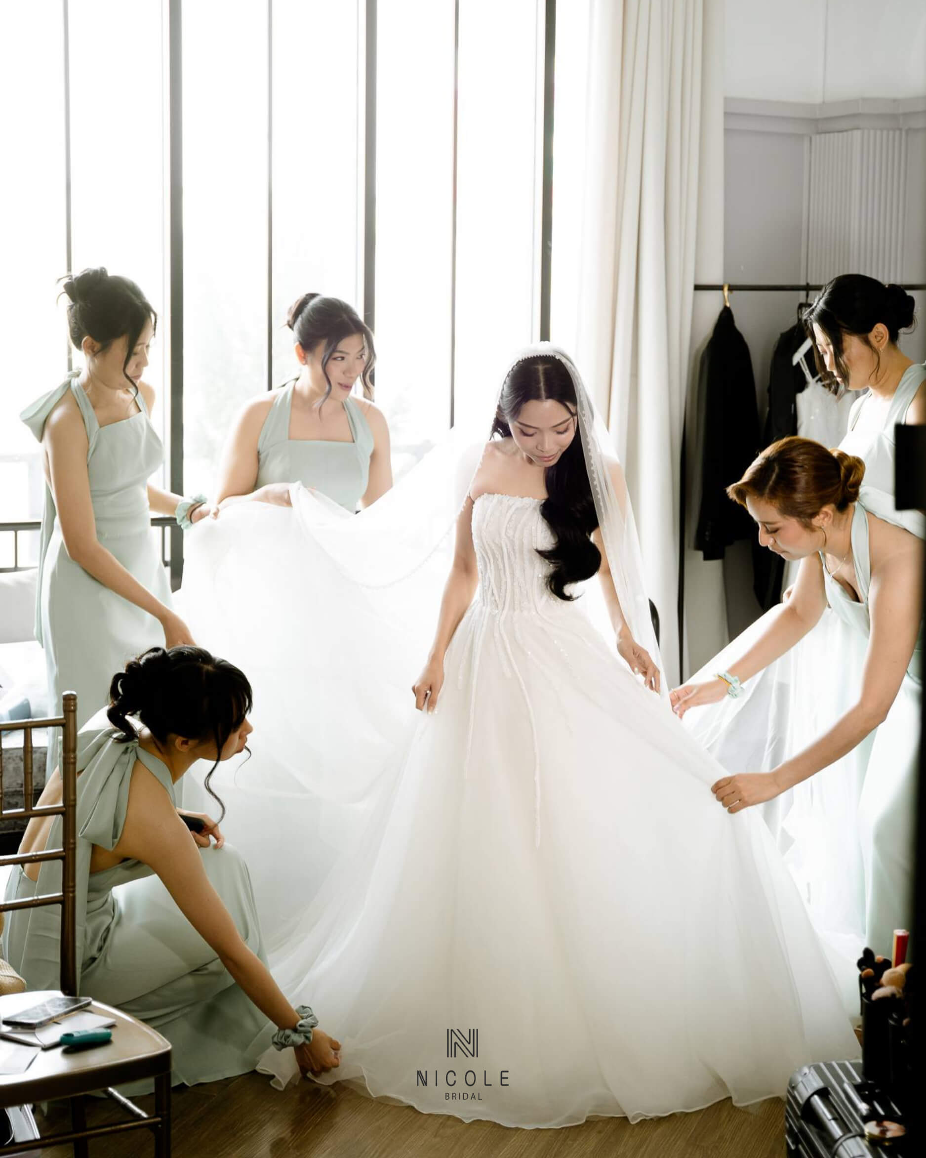 Nicole Bridal - Su Yadanar hình6