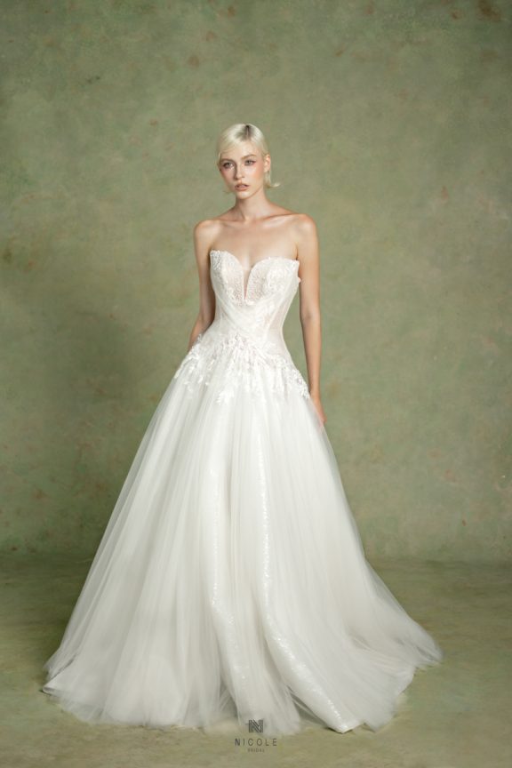 Nicole Bridal_Contrast Collection_Raina_1