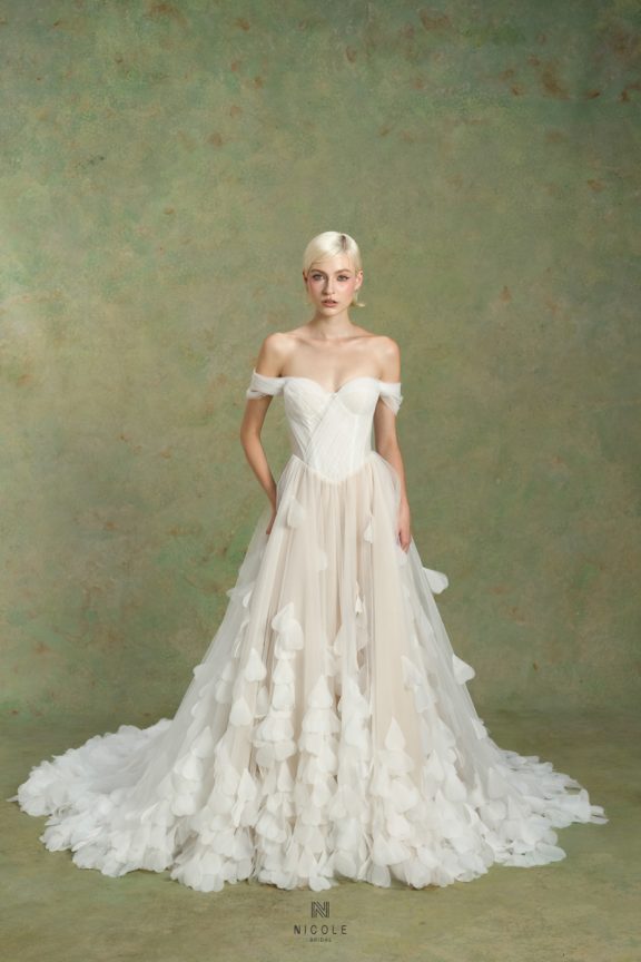 Nicole Bridal_Contrast Collection_Thalia_1